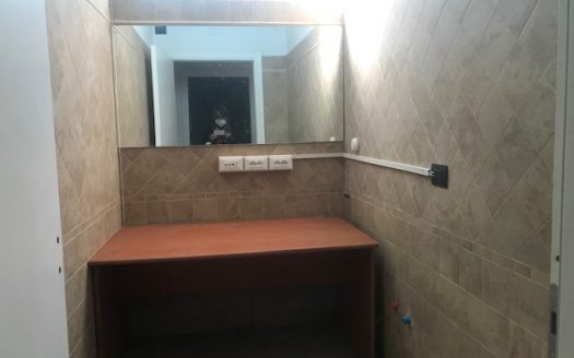 SAN LORENZO AL MARE – Grande locale commerciale in vendita a 150 m dal mare