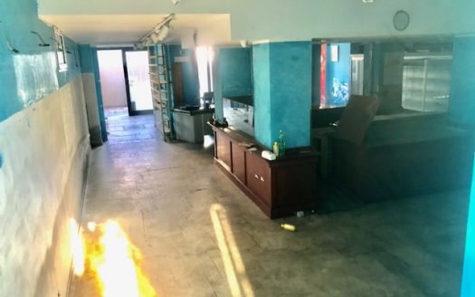 SAN LORENZO AL MARE – Grande locale commerciale in vendita a 150 m dal mare