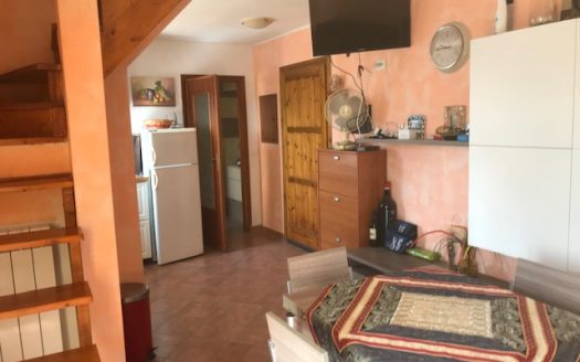 Pietrabruna – Casa Indipendente con giardino e con bellissima vista fino al mare